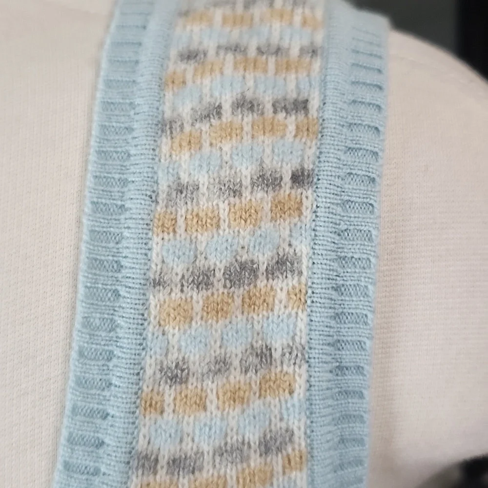 Juicy Couture 100% Cashmere Sweater Vest Ribbed Cream,Blue, Tan Knit Sleeveless - Picture 5 of 10